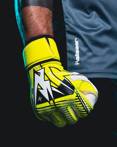 Joe Hart with fist clenched wearing the JH Neo goalkeeper gloves