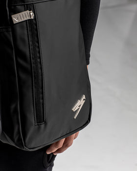 The Kaliaaer Pro Glove bag in black.